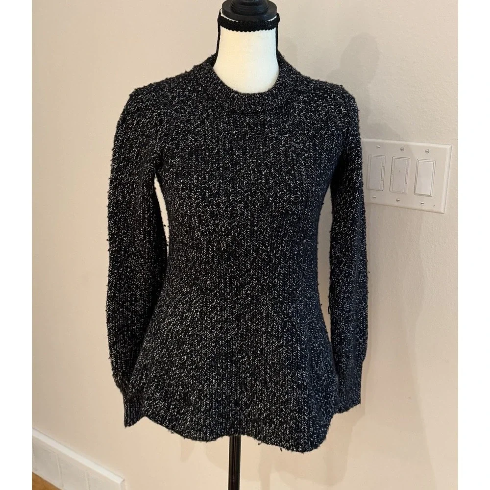 Athleta Sierra Crew Sweater XS Black Gray Wool Blend Swing A-Line
